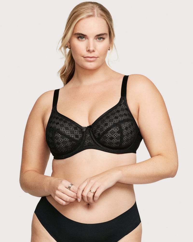 Front of a model wearing a size 42G Lace Comfort WonderWire Bra in Black by Glamorise. | dia_product_style_image_id:260678